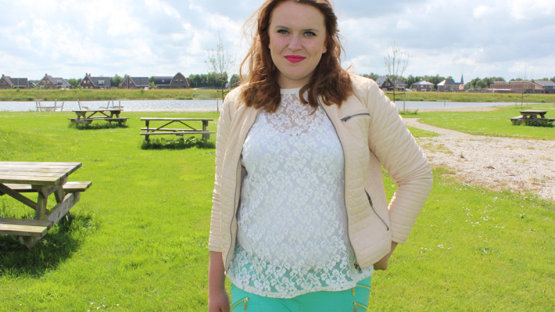 Film Nikkie uit Friesland is een geile nymph