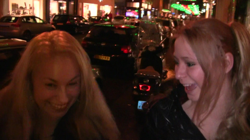 Film WEBONLY: 2 Dolle meiden in Amsterdam